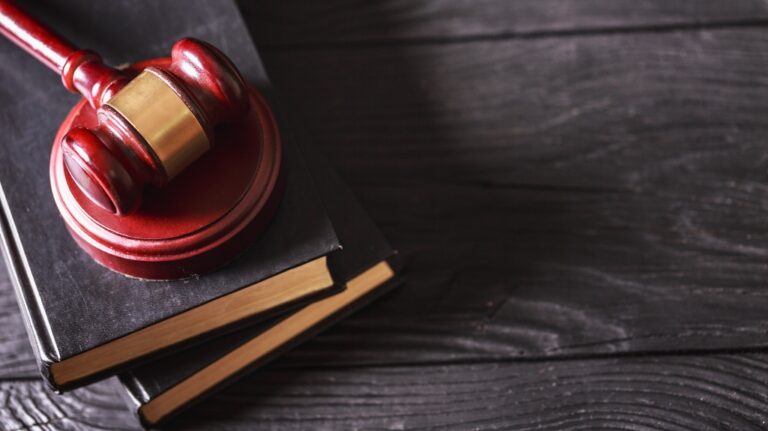 can you lose your green card?